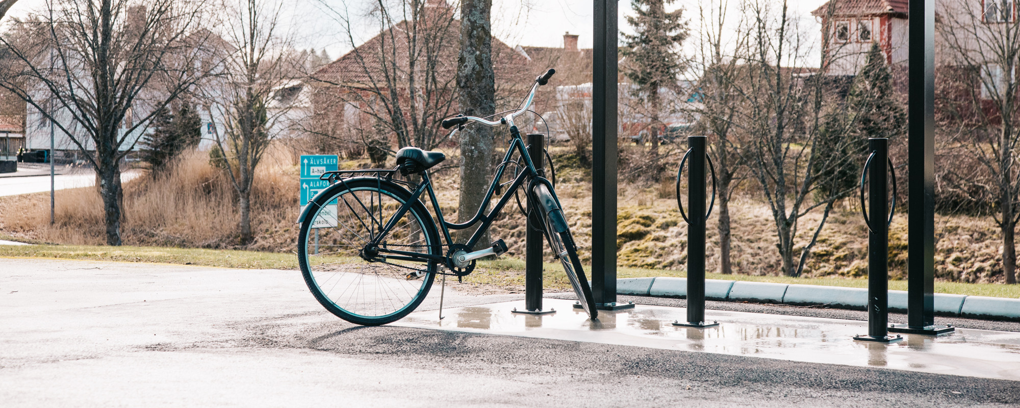 Cykelskydd Titan Med Pollare 2000X800 Am00001737